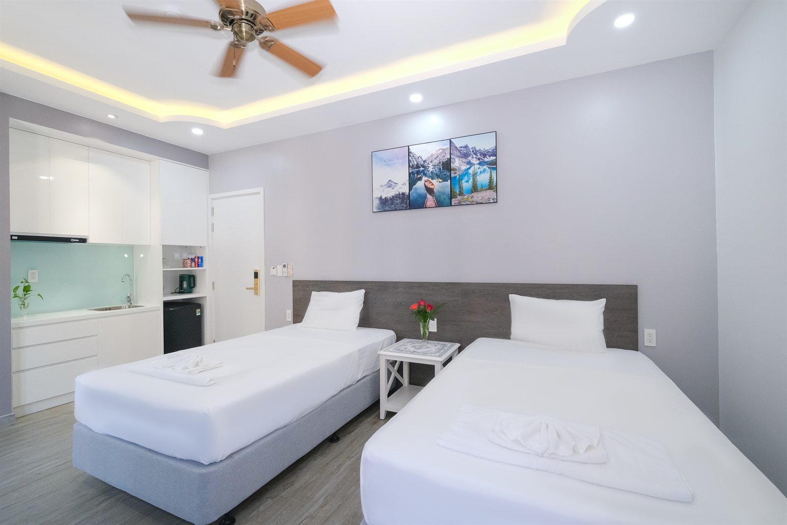 Phòng 2 giường Bella Hotel
